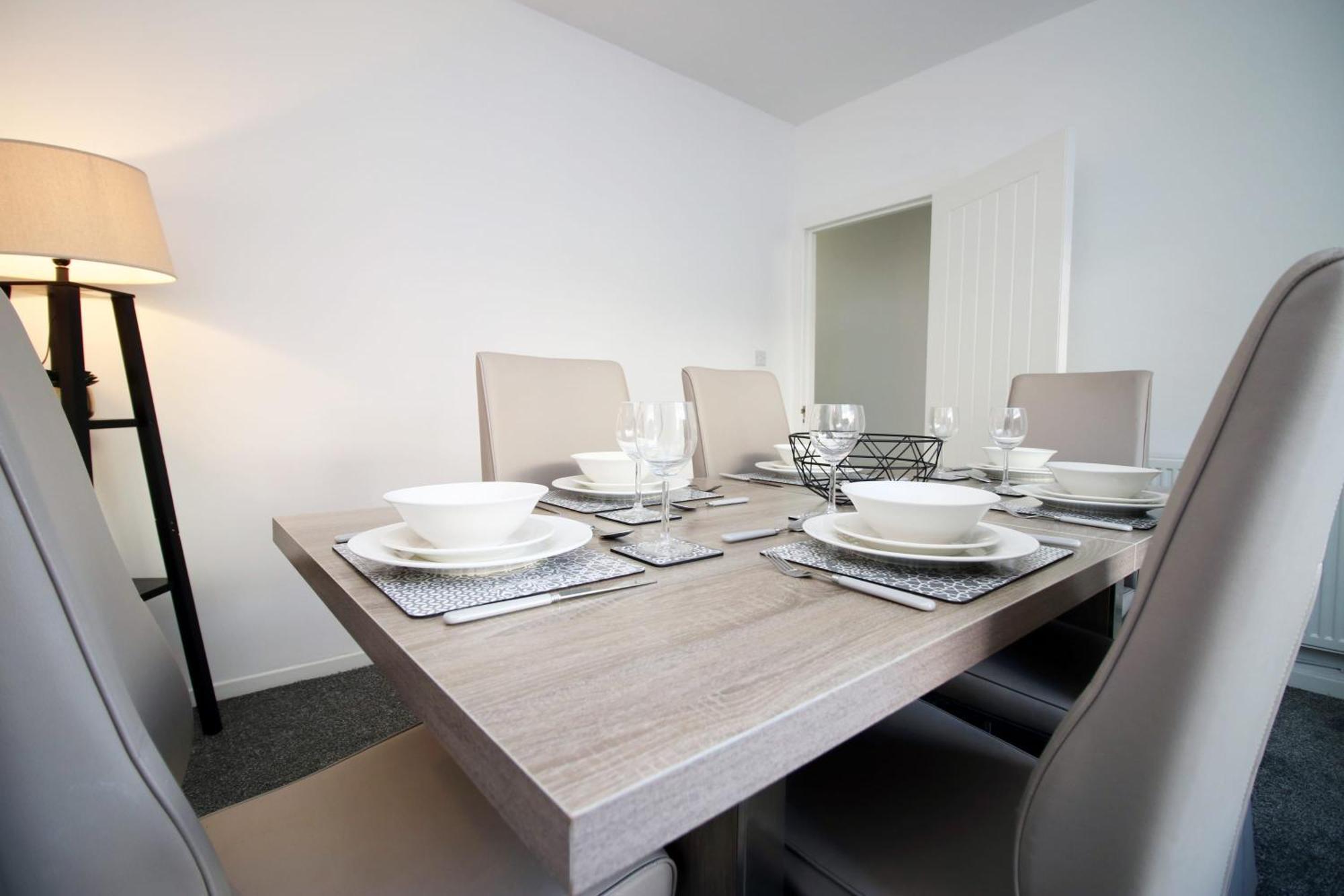 Very Special Home In Rhondda Valley Herbert House By Staystaycations Treorky Εξωτερικό φωτογραφία