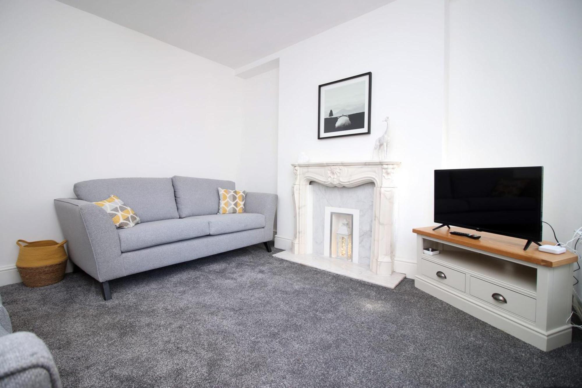Very Special Home In Rhondda Valley Herbert House By Staystaycations Treorky Εξωτερικό φωτογραφία